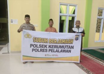 Polsek Kerumutan Laksanakan Subuh Keliling, Tingkatkan Kehadiran Polri di Tengah Masyarakat
