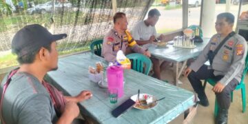 Polsek Ukui Laksanakan Patroli dan Edukasi Warga, Jaga Situasi Kamtibmas Tetap Kondusif