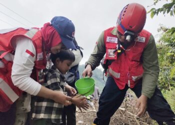 Lewati Medan Sulit, PMI Hadirkan Layanan Kemanusiaan Bagi Masyarakat Uning Mas