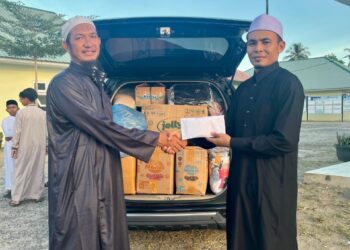 Dayah Terpadu Al-Anshar Calang Amanahkan Donasi Kepada Posko Al Anshar