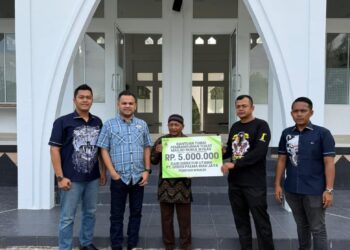 Direktur PT Green Palma Riau Jaya, Pebriyan Winaldi, Salurkan Bantuan Pembangunan Masjid Nurul Ikhlas di Kampa