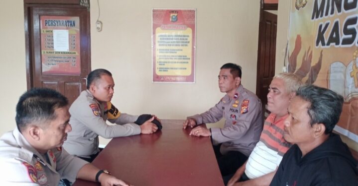 Polsek Ukui Dengarkan Aspirasi Warga dalam Kegiatan Minggu Kasih