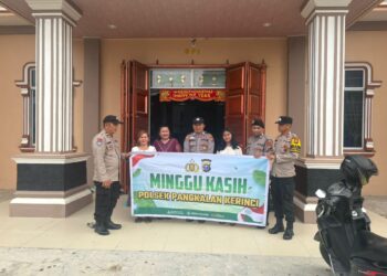 Polsek Pangkalan Kerinci Gelar Minggu Kasih, Ingatkan Warga Waspada Hoaks dan Jaga Kamtibmas