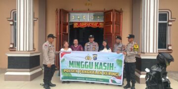 Polsek Pangkalan Kerinci Gelar Minggu Kasih, Ingatkan Warga Waspada Hoaks dan Jaga Kamtibmas