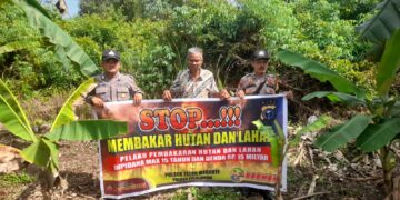 Sosialisasi Maklumat Kapolda Riau dan Pencegahan Karhutla di Perkebunan Warga