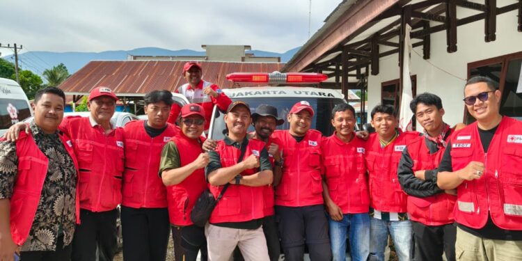 Haru Warnai Perpisahan Tim Kemanusiaan PMI Jakarta Utara Dan PMI Gayo Lues