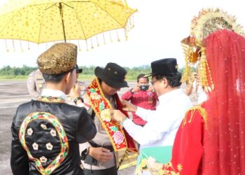 Kunjungi Aceh Singkil Pasca Bencana, Kapolda Aceh Disambut Kapolres Dan Forkopimda