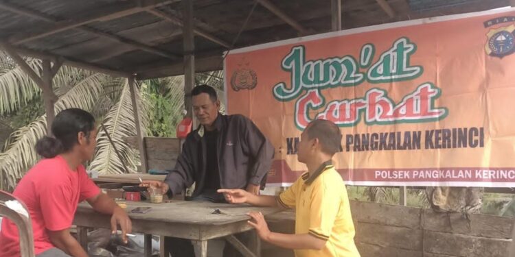 Warga Rantau Baru Pelalawan Keluhkan Akses Jalan Saat Jumat Curhat