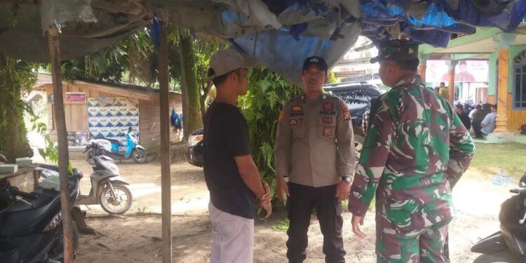 Polisi Jalin Sinergitas dengan TNI Koramil 09 Langgam