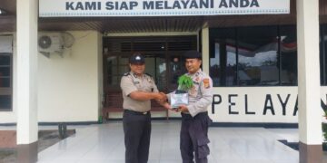 Polres Pelalawan Bagikan Bibit Pohon Buah untuk Personel yang Berulang Tahun