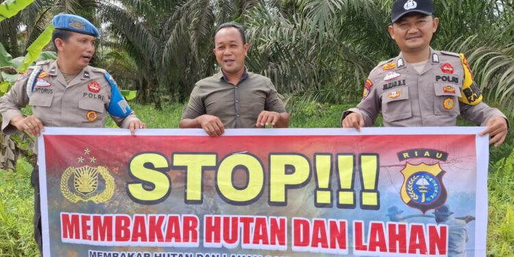 Polsek Teluk Meranti Gelar Binluh Cegah Karhutla di Wilayahnya