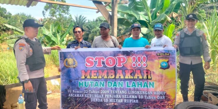 Polsek Ukui Laksanakan Patroli dan Himbauan Karhutla di Wilayah Kecamatan Ukui