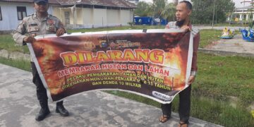 Polsek Kuala Kampar Gencar Sosialisasi Larangan Karhutla ke Warga