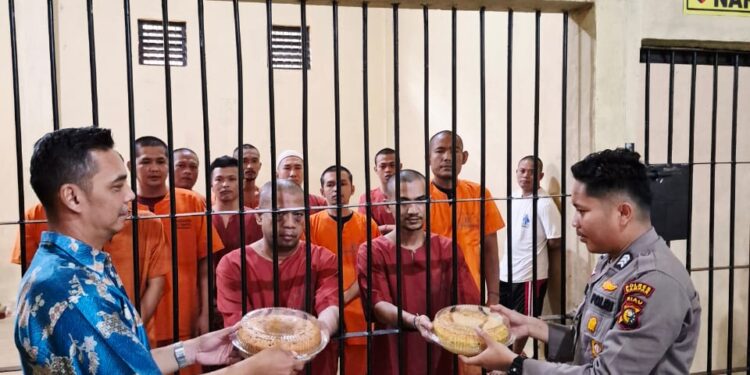 Jumat Curhat Kasat Tahti Polres Kampar ‘Dengarkan’ Keluhan Tahanan!”