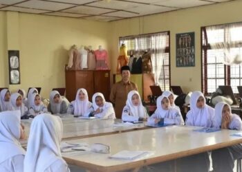 Monitoring Seminar Laporan Akhir PKL Di SMK Negeri 1 Takengon