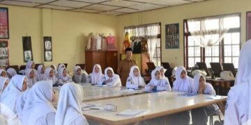 Monitoring Seminar Laporan Akhir PKL Di SMK Negeri 1 Takengon