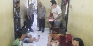 Kapolsek Tamalate Kompol. H. Muh. Tahmrin. S., E. M. M. Kunjungi Tahanan Dalm Sel: Ini Tujuannya.
