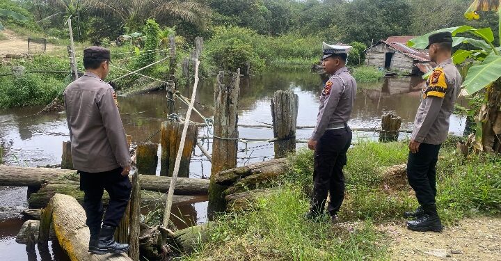 Antisipasi Banjir, Polsek Pangkalan Kuras Laksanakan Patroli Bantaran Sungai Napu