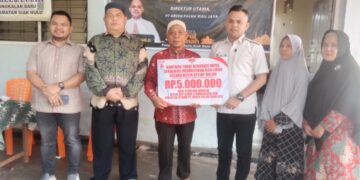 Senyum Bahagia Siswa/i MDTA Nurul Jannah Sambut Bantuan Renovasi Sekolah dari Direktur Utama PT Gren Palma Jaya Riau Pebriyan Winaldi