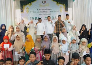 PT CMN Peringati Isra’ Mi’raj, Tausiah dan Santuni 50 Anak Yatim