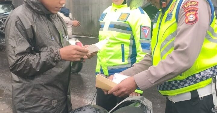 Kasat Lantas Polrestabes Makassar Turun Langsung ke Lapangan Menindak Tegas Para Pelanggar