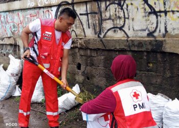 Relawan PMI Se-DKI Jakarta Turut Ambil Bagian Dalam Jaga Jakarta Bersih
