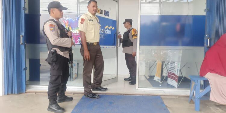 Polsek Ukui Laksanakan Patroli Obyek Vital, Antisipasi Kejahatan dan Ciptakan Kamtibmas Kondusif