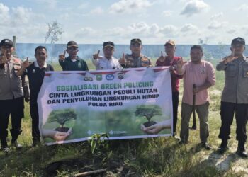 Tindaklanjuti Arahan Presiden, UPIKA Teluk Meranti Bersih-Bersih Pantai Ogis