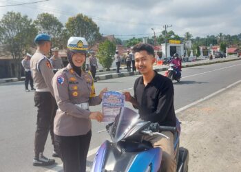 Satlantas Kampar Tegur Ramah Keselamatan Lalu Lintas Dengan Sentuhan Humanis!”