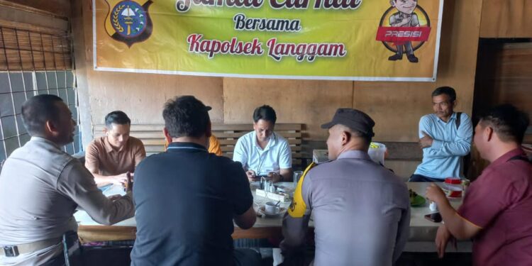Polsek Langgam Gelar Jumat Curhat, Perkuat Komunikasi Polisi dan Masyarakat
