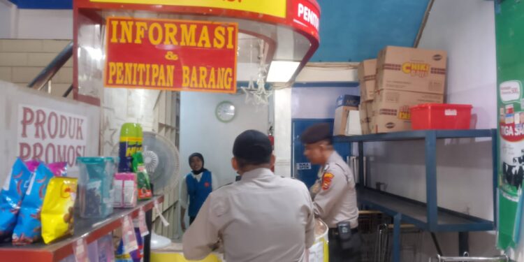 Polisi Gelar Patroli di Pusat Keramaian dan SPBU Pangkalan Kerinci
