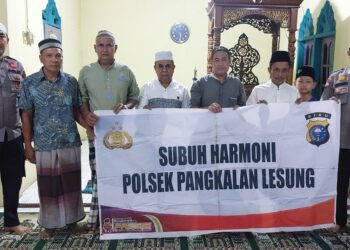 Subuh Harmoni, Polsek Pangkalan Lesung Sampaikan Pesan Kamtibmas ke Warga