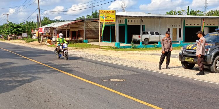 Polsek Pangkalan Lesung Intensifkan Patroli Jalintim untuk Tekan Angka Kecelakaan