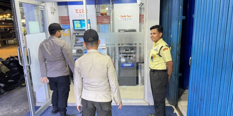 Patroli KRYD Polsek Pangkalan Kuras Sasar Pusat Aktivitas Warga, Antisipasi Kejahatan C3