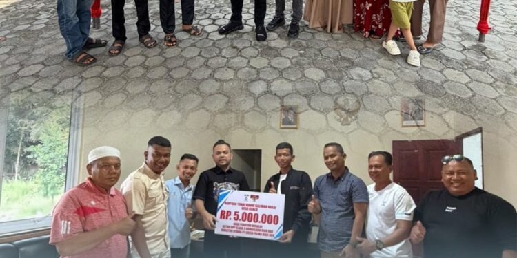 Ketua DPP Elang3 Hambalang Riau Salurkan Berbagai Bantuan untuk Masyarakat Jelang Tradisi Mandi Balimau Kasai