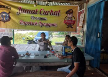 Polisi Gelar Jumat Curhat di Langgam, Warga Diajak Perkuat Sinergi Jaga Kamtibmas