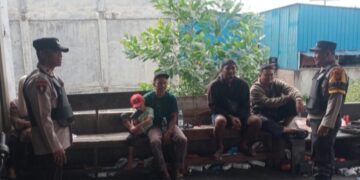 Patroli Siang Polsek Ukui, Warga Dihimbau Aktif Jaga Kamtibmas