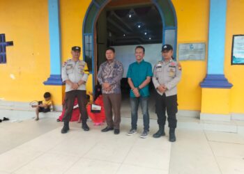 Polsek Ukui Lakukan Pengamanan Ibadah Minggu, Jemaat Beribadah dengan Tenang