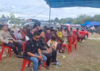 Ratusan Warga Hadiri Tradisi Mandi Potang Balimau di Teluk Meranti