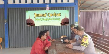 Polsek Pangkalan Lesung Himbau Warga Jaga Kamtibmas Lewat Jumat Curhat