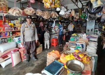 Polsek Kuala Kampar Gelar KRYD, Patroli Objek Vital dan Pertokoan
