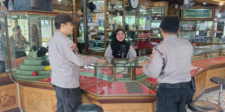 Polsek Pangkalan Kerinci Gelar Patroli KRYD Cegah C3 di Sejumlah Titik Rawan