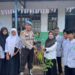 Polsek Teluk Meranti Tanam 1.000 Bibit Pohon di Madrasah Darussalam, Dukung Program Penghijauan Kapolda Riau