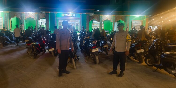 Polisi Amankan Salat Tarawih di Segati, Jemaah Diimbau Waspada Curanmor