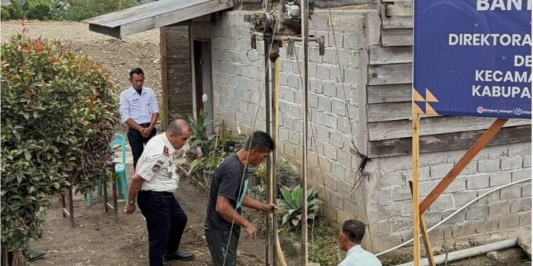 Peringatan HBI Ke-76, Kemimipas RI Bangun Sumur Bor Di Kampung Mendale Kebayakan