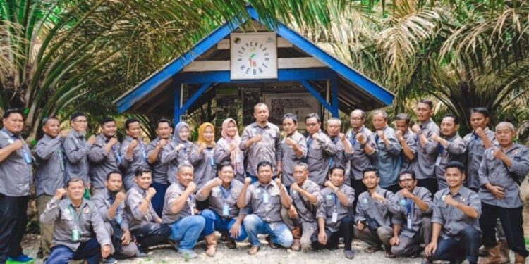 Holding PTPN III Dorong Kemitraan Berkelanjutan, 5.271 Ha Areal Petani Bermitra dengan PTPN IV PalmCo