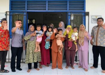 Kolaborasi BKKBN dan Kejari Batanghari Salurkan Bantuan Percepatan Penanganan Stunting