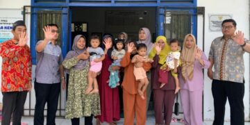 Kolaborasi BKKBN dan Kejari Batanghari Salurkan Bantuan Percepatan Penanganan Stunting