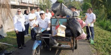 Aksi Bersih Lingkungan PalmCo, Wujud Komitmen Holding Perkebunan Nusantara Menuju Indonesia Asri