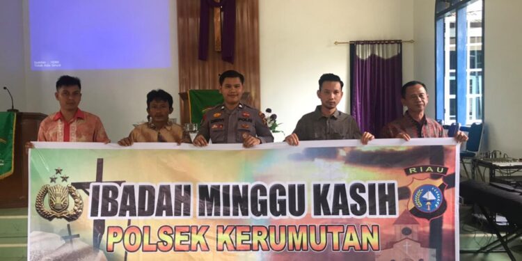 Polsek Kerumutan Gelar Minggu Kasih di GPIB Eben Haezer, Tegakkan Toleransi Beragama